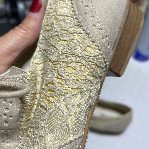 Vintage Not Rated Cream Lace &Suede Wingtips Size 7 EUC boho chic - Picture 12 of 12
